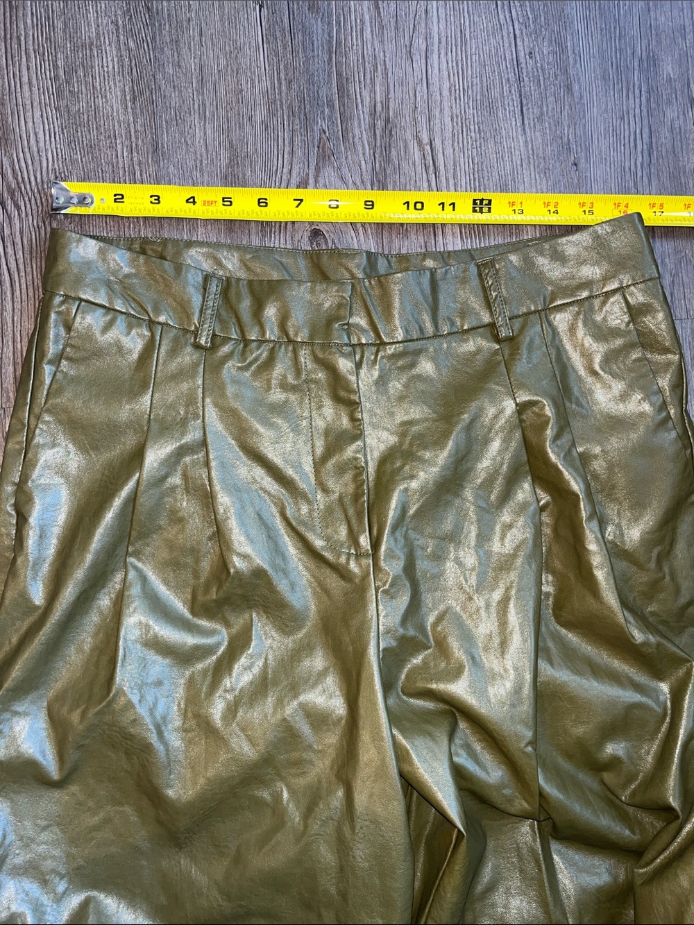 ALICE + OLIVIA Olive Green Wide-Leg Faux Leather Pants - Picture 4 of 7